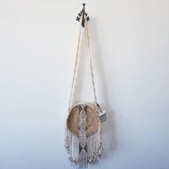 STUNNING ALEX MAX BOHO FRINGE ROUND CROSSBODY BAG - BEADED AZTEC DESIGN - BNWOT - Picture 5 of 8